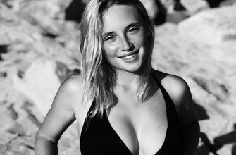 Блондинка Драйв